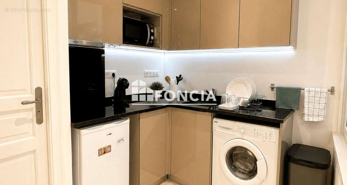 Appartement à AIGALIERS