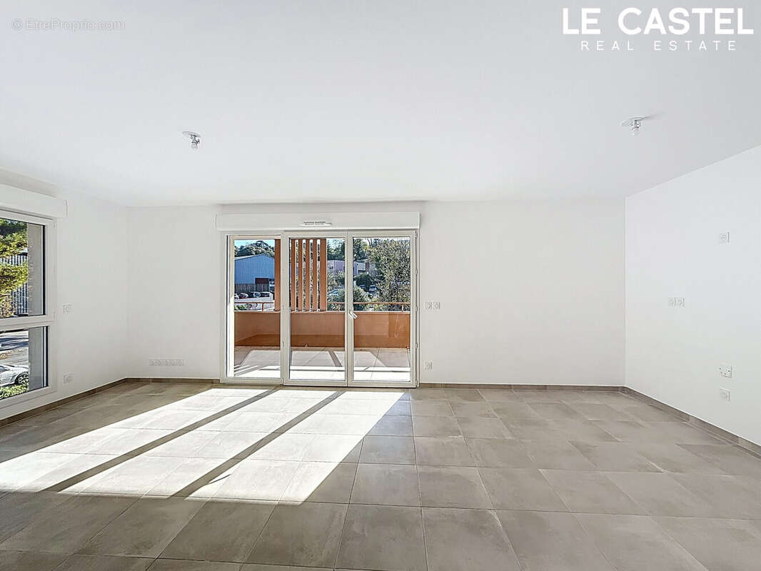 Appartement à MARSEILLE-11E
