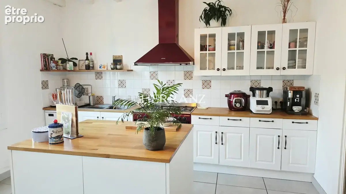 Maison Bourg - 182 m2 avec jardin - Garage - photo 2