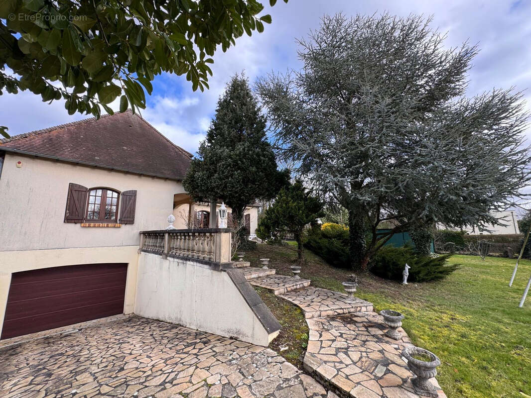 Maison à THORIGNY-SUR-MARNE