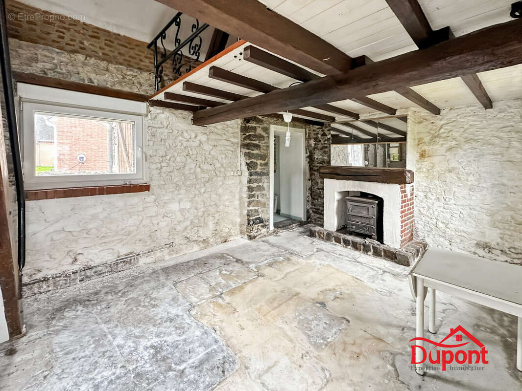 Appartement à DOMPIERRE-SUR-HELPE