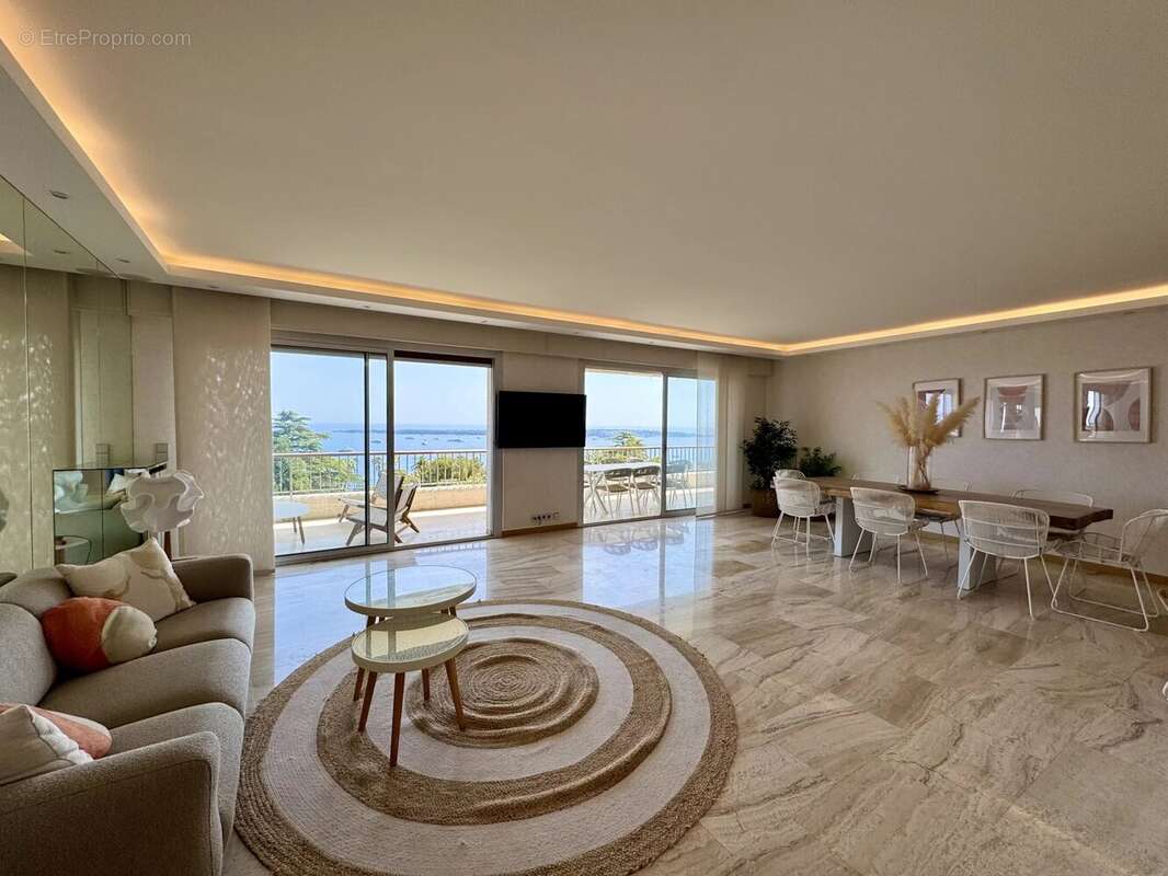 Cannes  californie  vue mer panoramique  4 chambres - photo 6