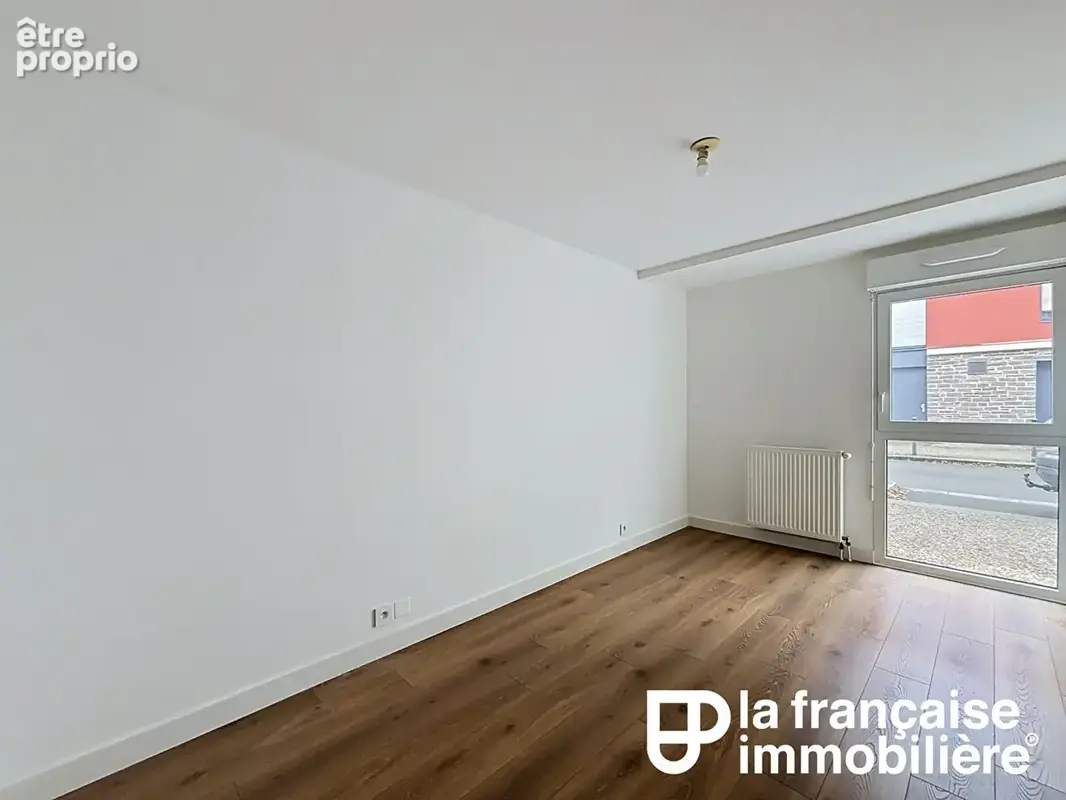 Appartement - 3 pièces - 61.8 m² - Rennes Centre-Ville - Anatole France - terrasse, jardin et parking - photo 9
