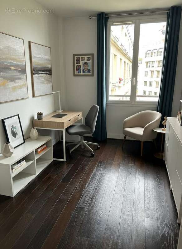 chambre enfant / Bureau télétravail - Appartement à BOULOGNE-BILLANCOURT