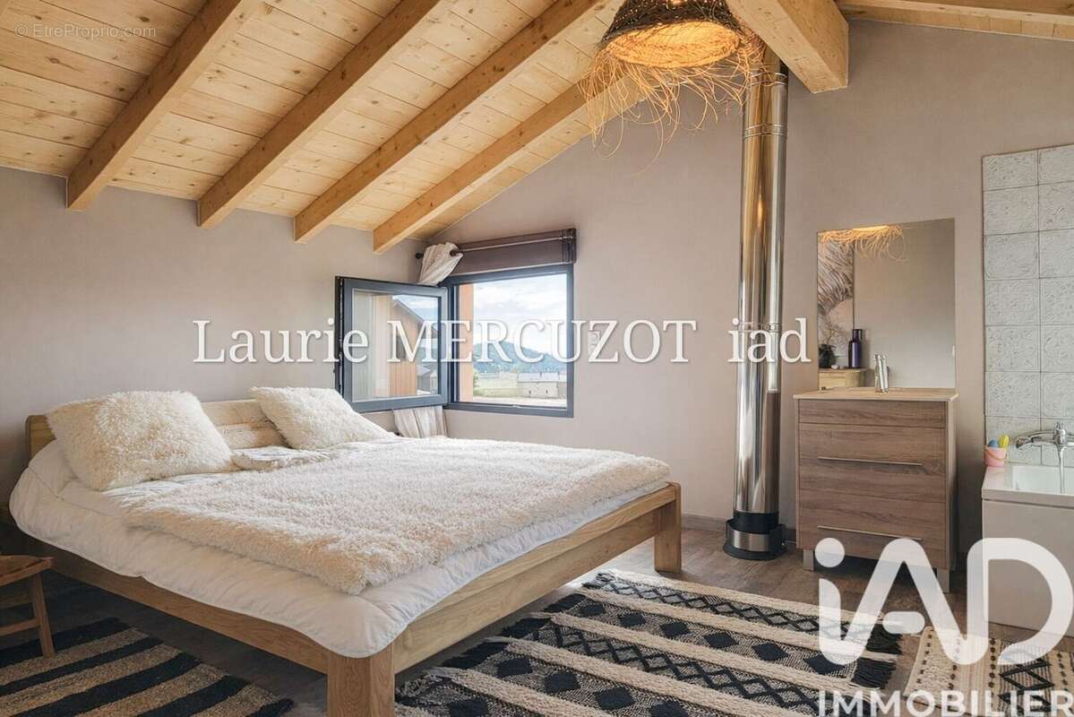 Appartement 69 m² à La Llagonne  - photo 9