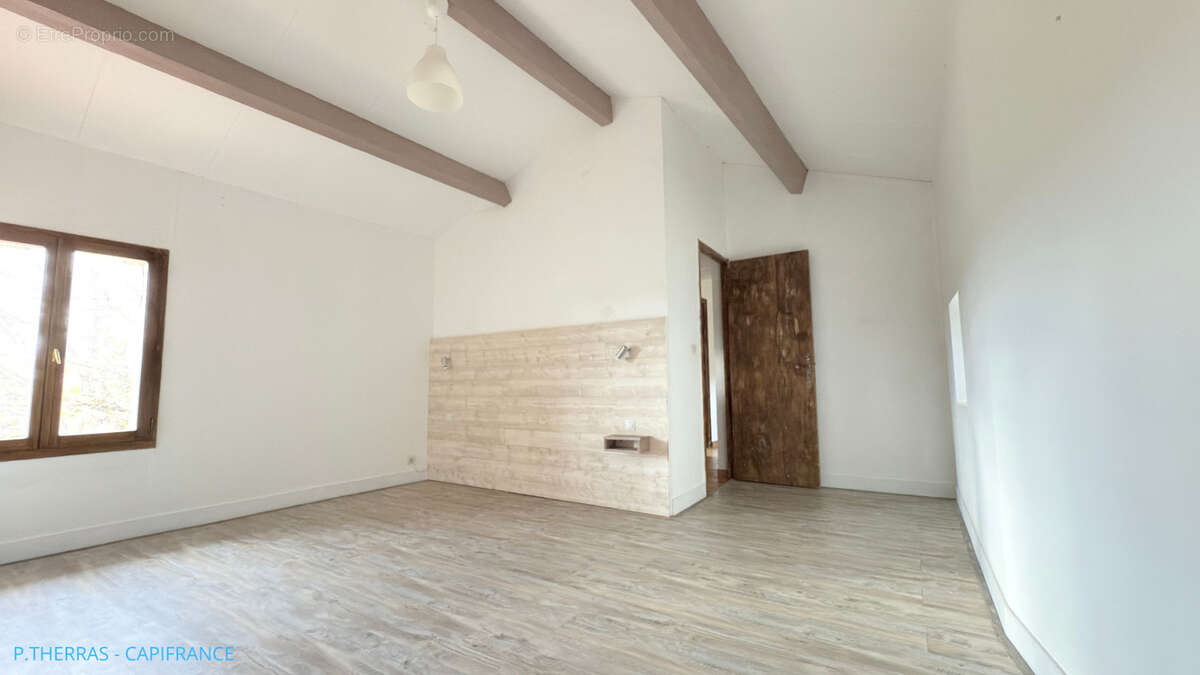 En exclusivité - Authentique bergerie Provençale du XIXème siècle à fort potentiel - photo 15