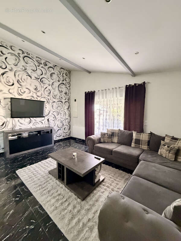 Maison à ROSNY-SOUS-BOIS