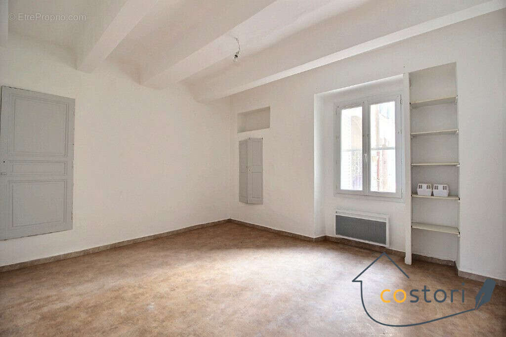 Appartement à TRANS-EN-PROVENCE