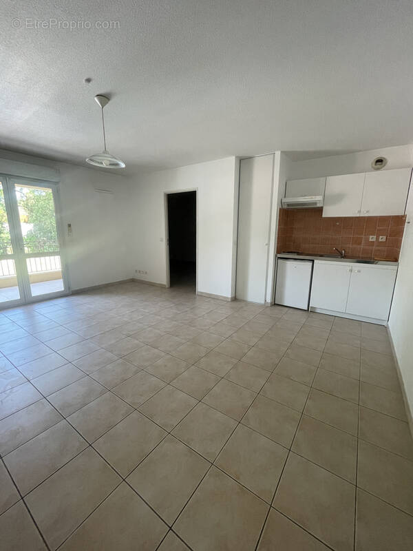 Appartement à LA DESTROUSSE