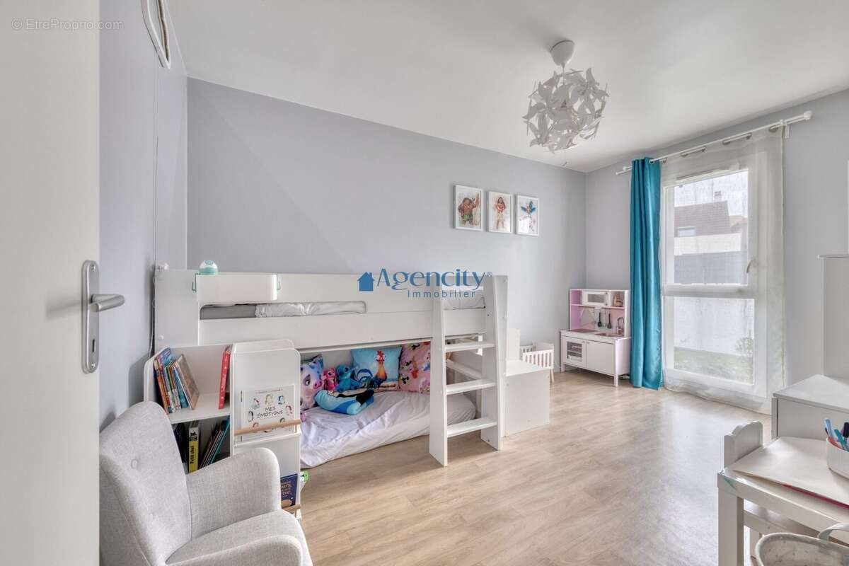 Maison à CHAMPIGNY-SUR-MARNE