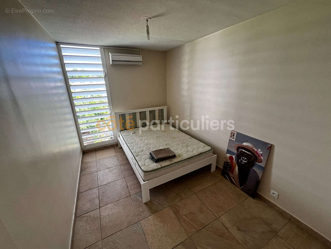 Appartement à LES ABYMES