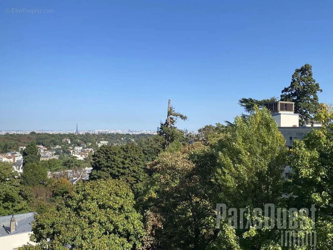 Appartement à VILLE-D&#039;AVRAY