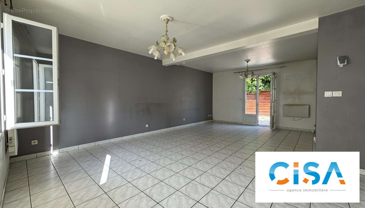 Maison à PONT-SAINTE-MAXENCE