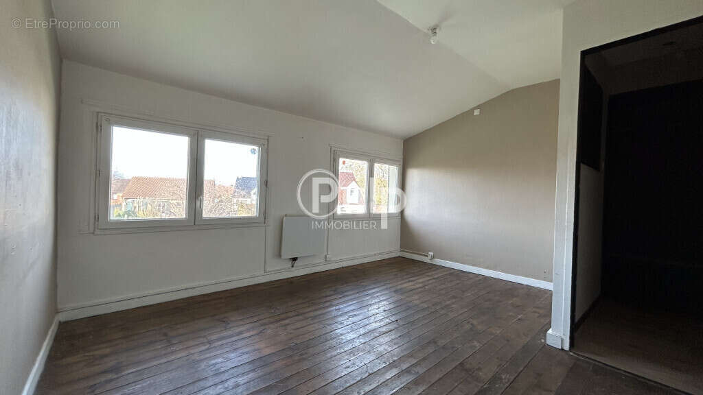 Appartement à GRENAY