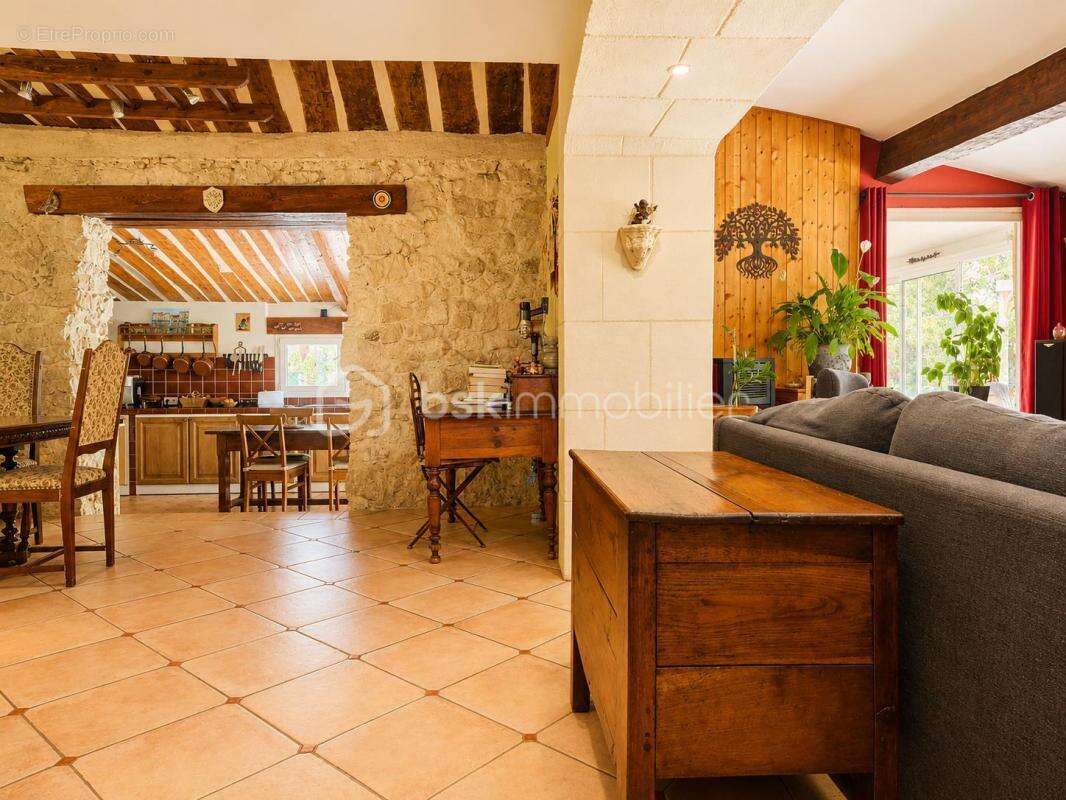 Maison à ROGNAC