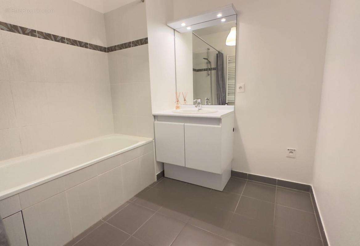 Appartement à NEUILLY-SUR-MARNE