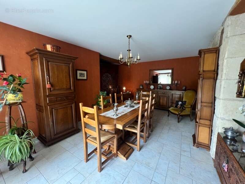 Maison bourgeoise 267m² - photo 15