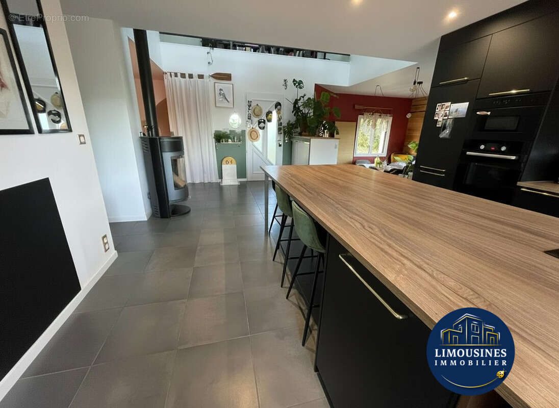 Maison 165 m² à Saint-Jouvent  - photo 9