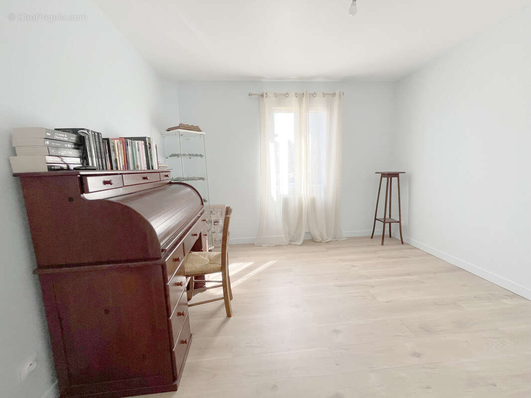 Grande Maison Familiale au Cœur de la Pinède - photo 7