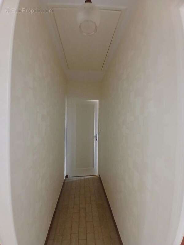 Maison à CERCY-LA-TOUR