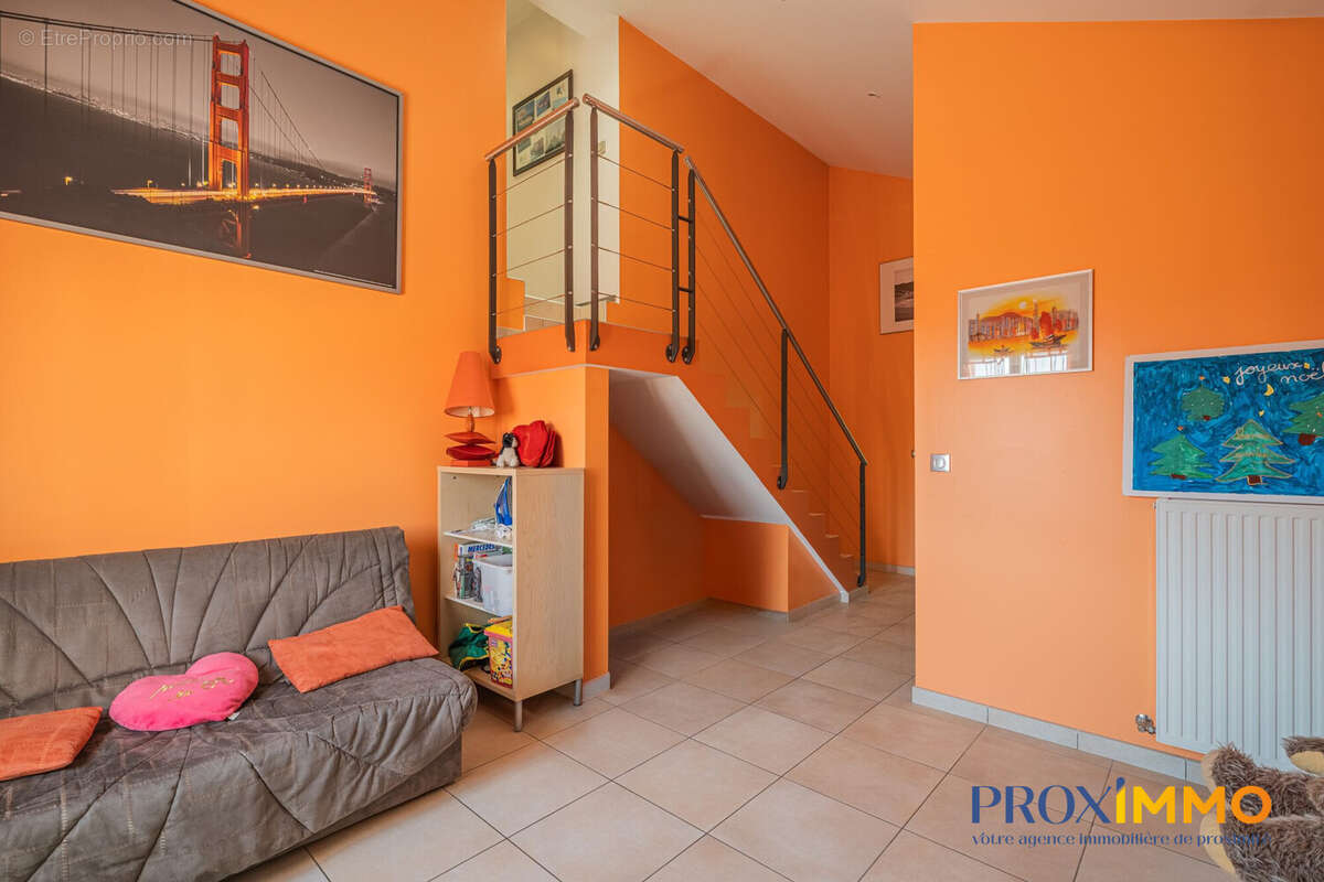 Maison 165 m² à Voiron  - photo 9