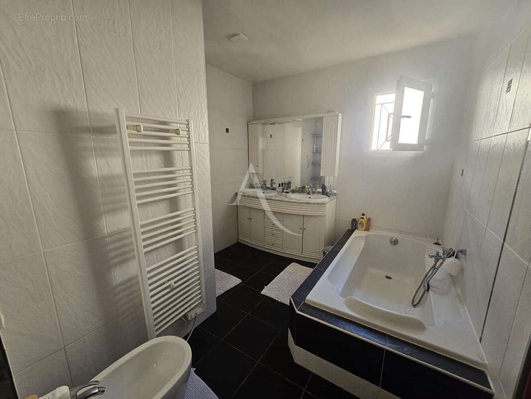 Maison à MONTASTRUC-LA-CONSEILLERE