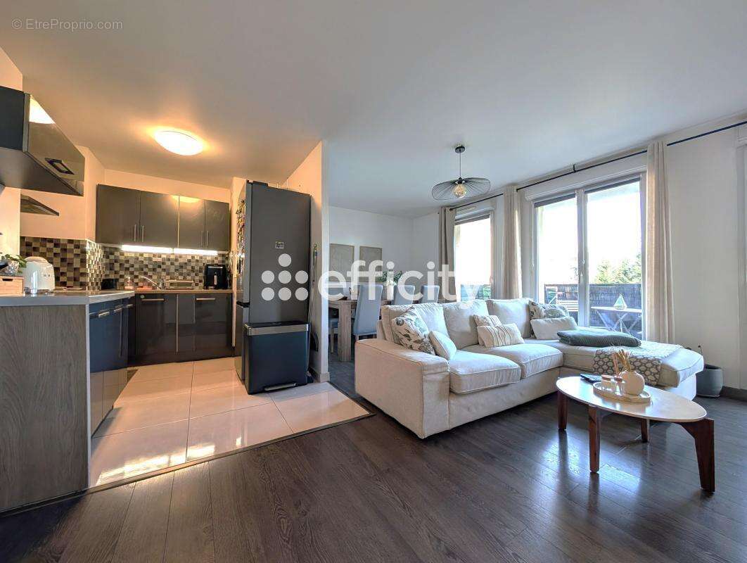 Appartement à EPINAY-SUR-SEINE