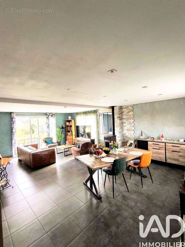 Photo 3 - Maison à SAINT-GUINOUX