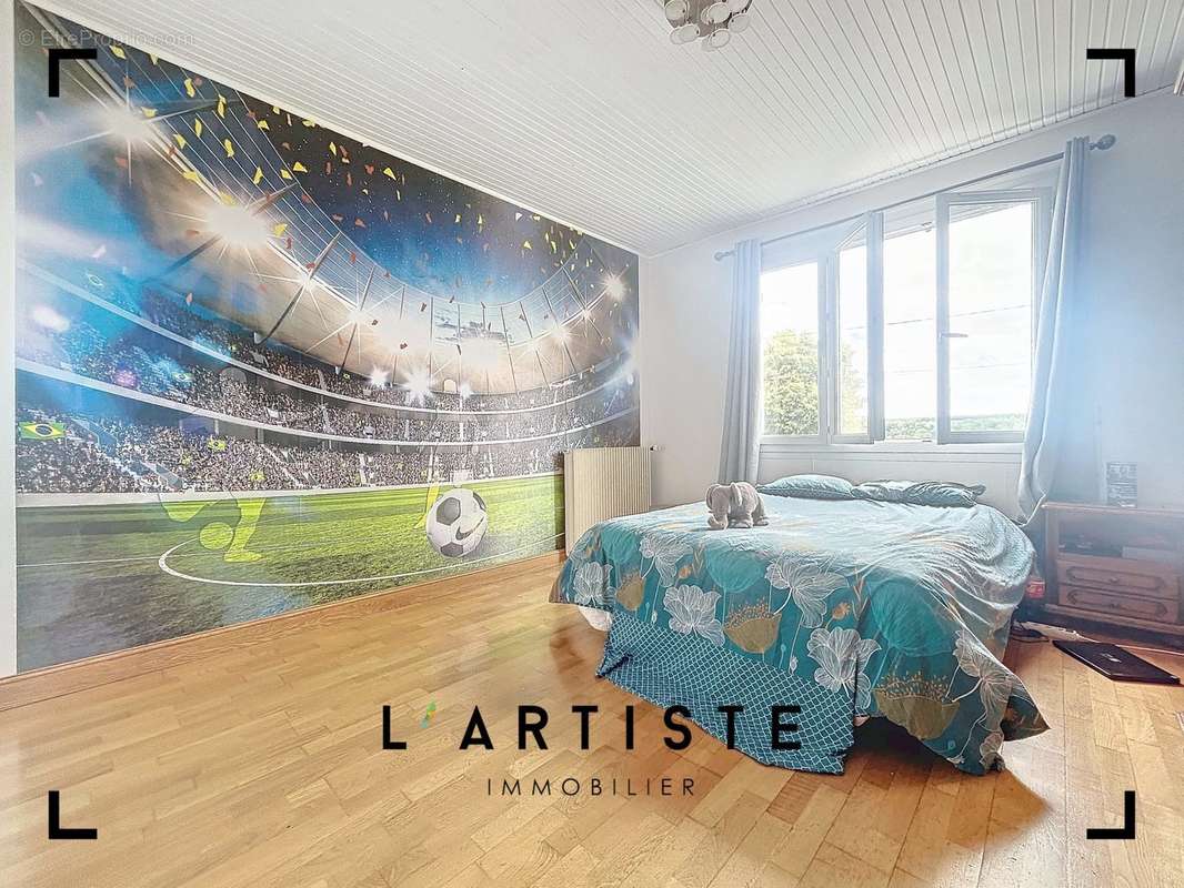 Maison à LA SAUSSAYE