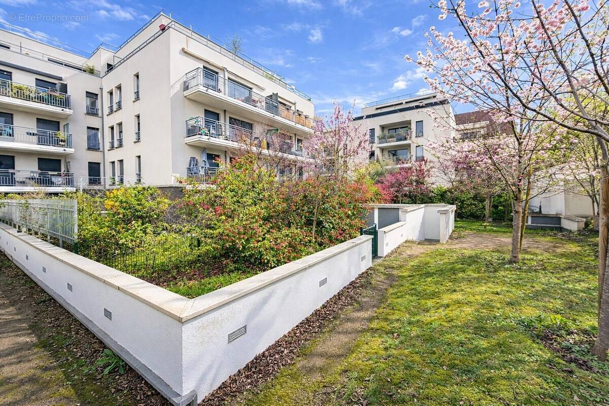 Appartement à MAISONS-ALFORT
