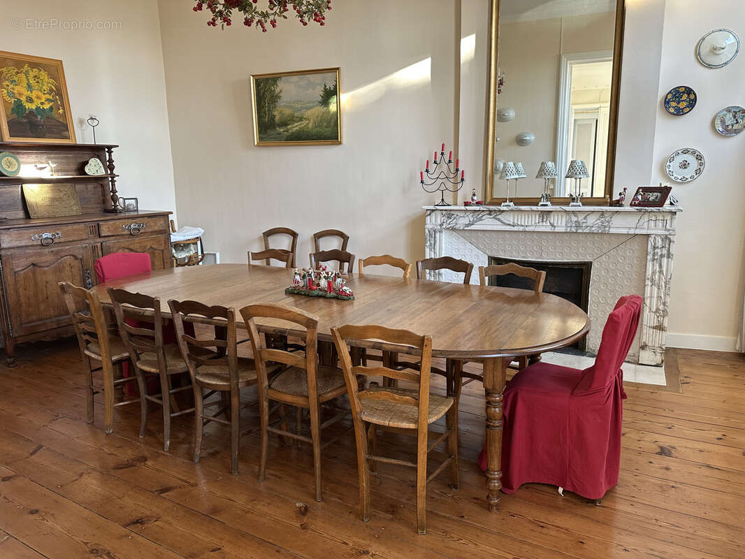 Maison à TONNAY-CHARENTE
