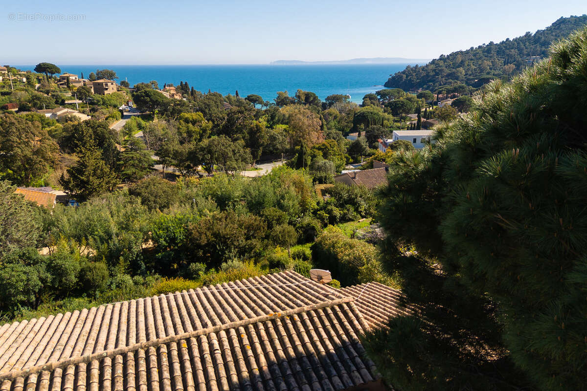 Appartement à LE LAVANDOU