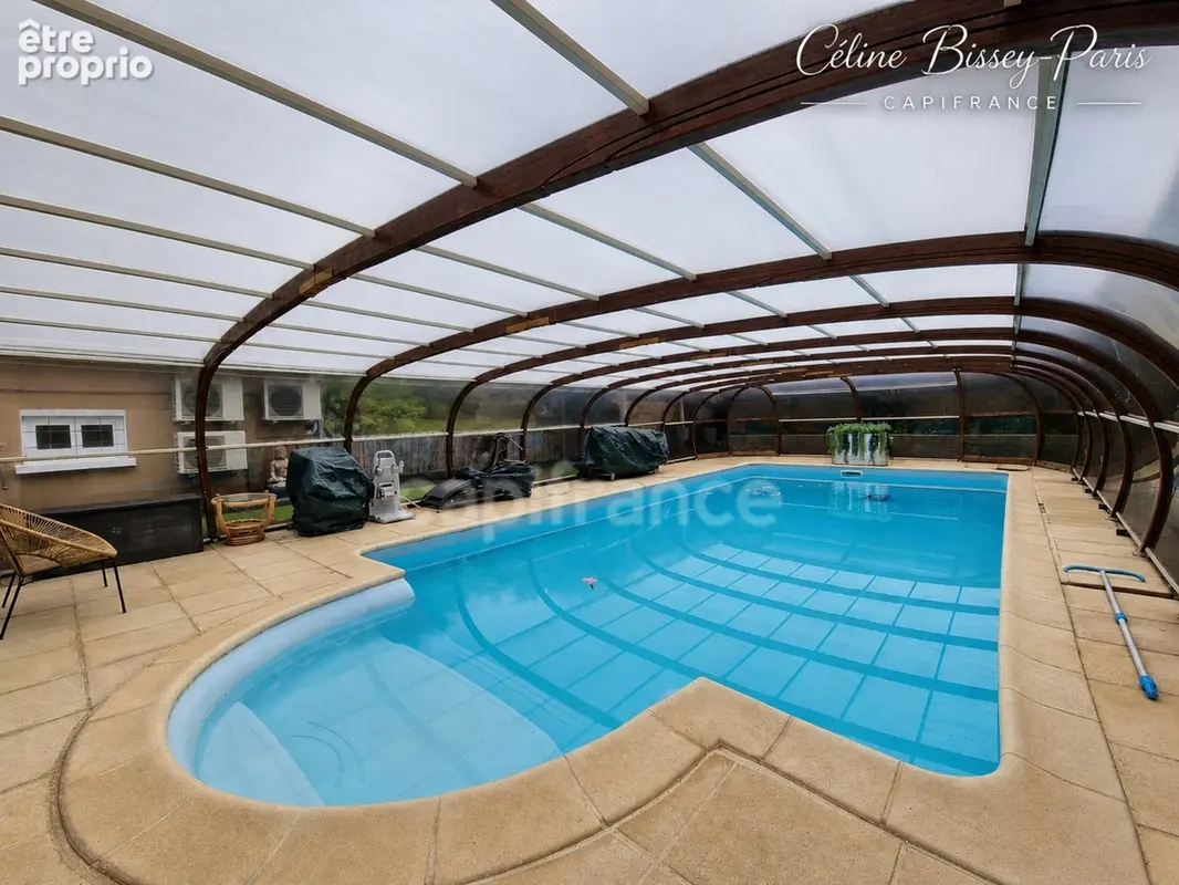 Maison à vendre 7 pièces 161 M2 PONT SUR YONNE (89), Terrain 1974 M2, 4 Chambres, Piscine avec abri 10 M X 5 m - photo 3