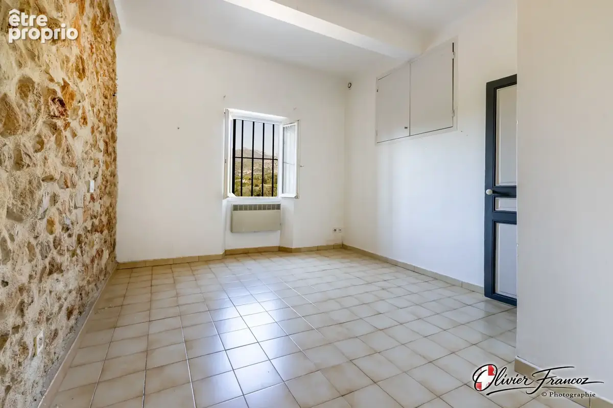 Maison 4 pièces 84 m² à vendre à Gemenos (13420) - photo 6