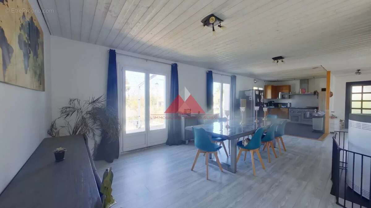 Maison à SAINT-LAURENT-EN-GRANDVAUX
