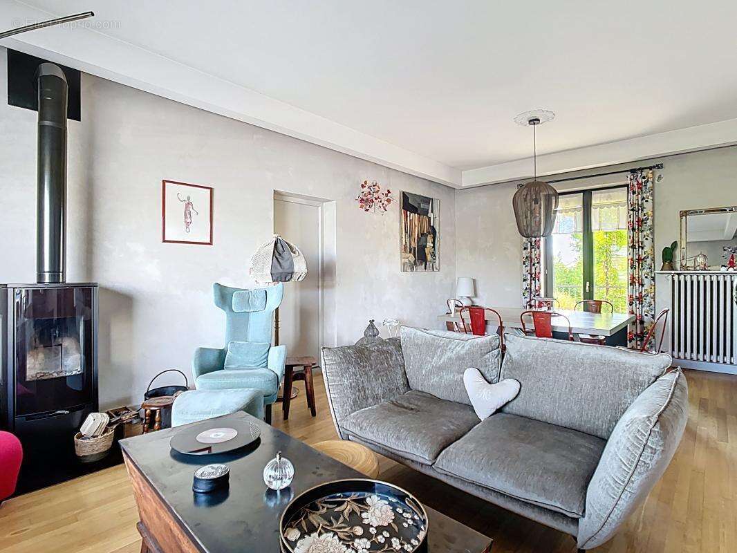 Maison à TOURNON-SUR-RHONE