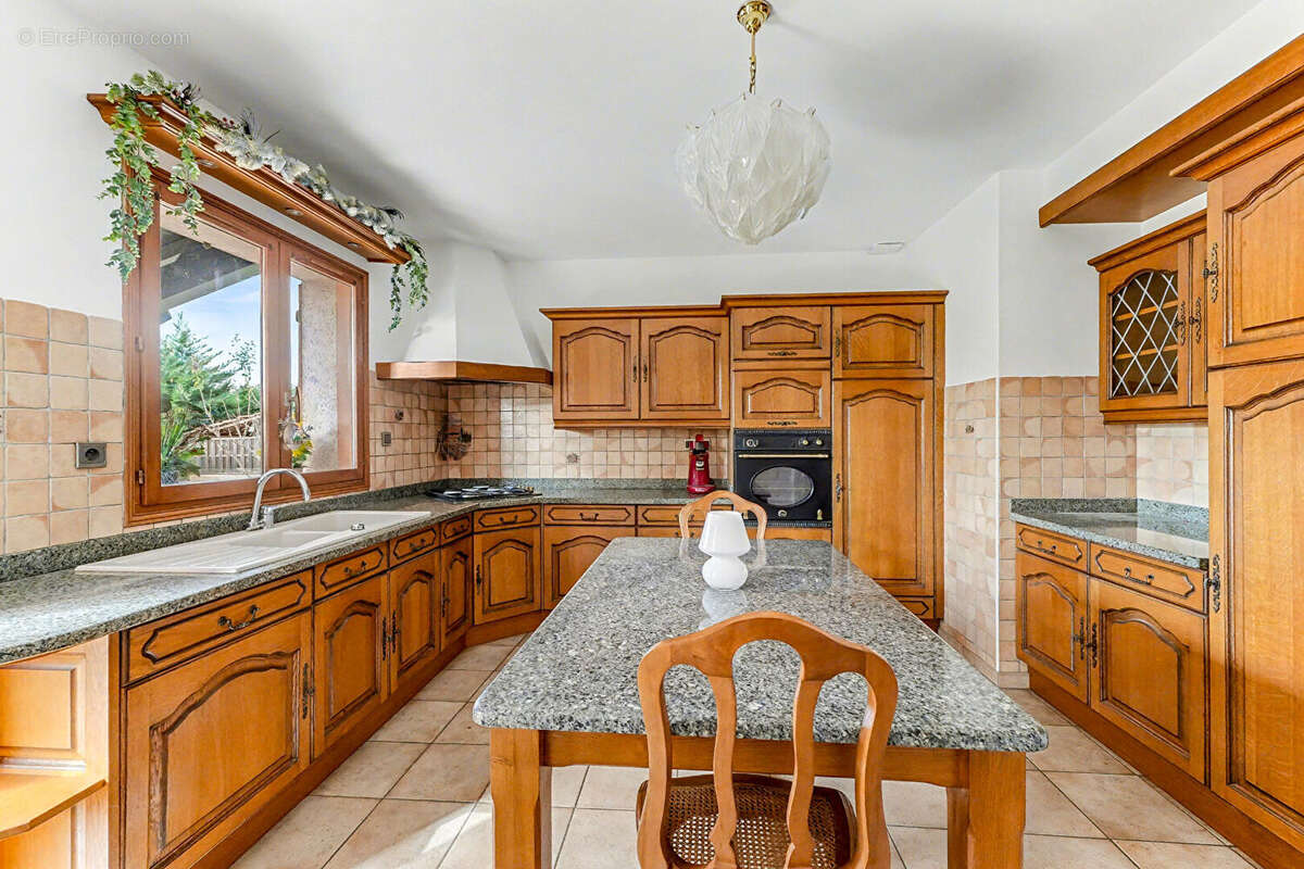 Maison à VILLENEUVE-TOLOSANE