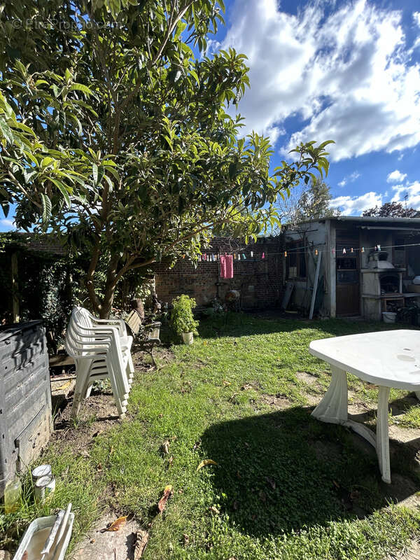 Maison à MONTIGNY-LES-CORMEILLES