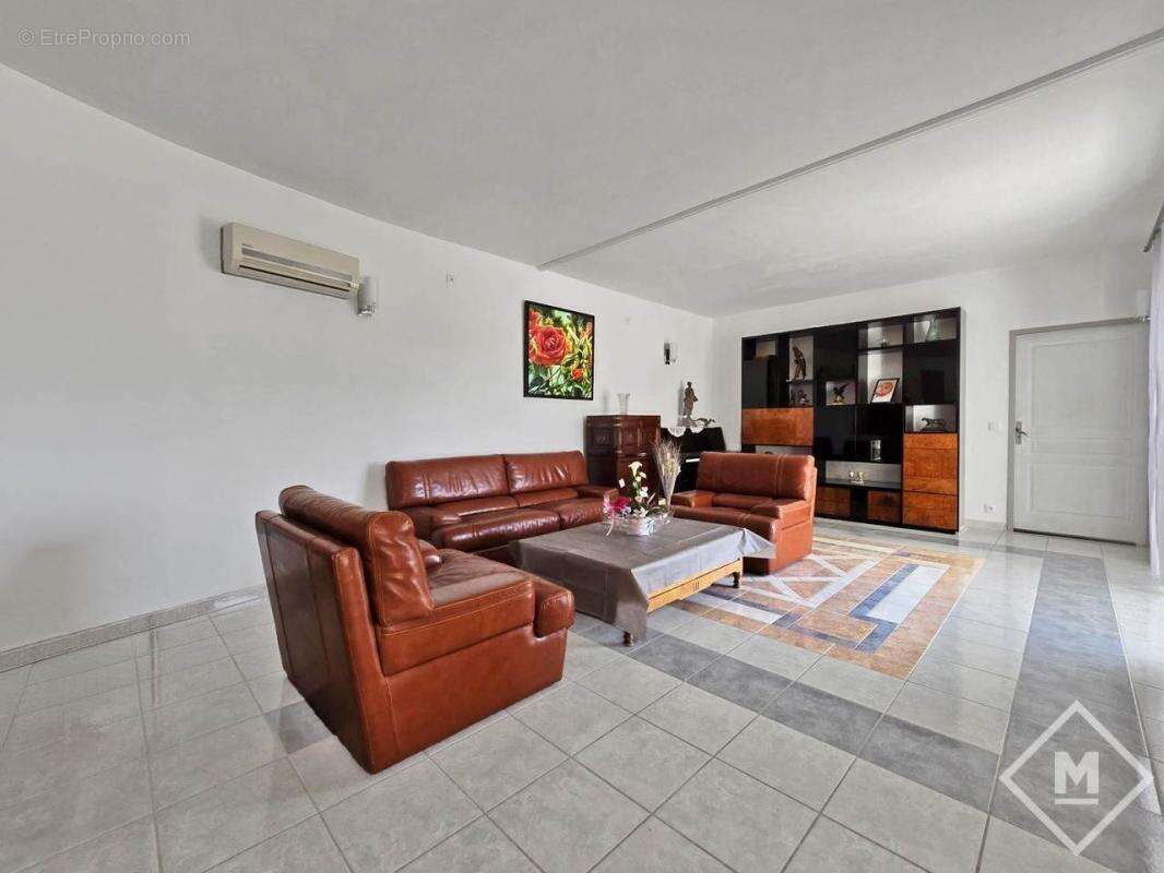 Maison à MARSEILLE-12E