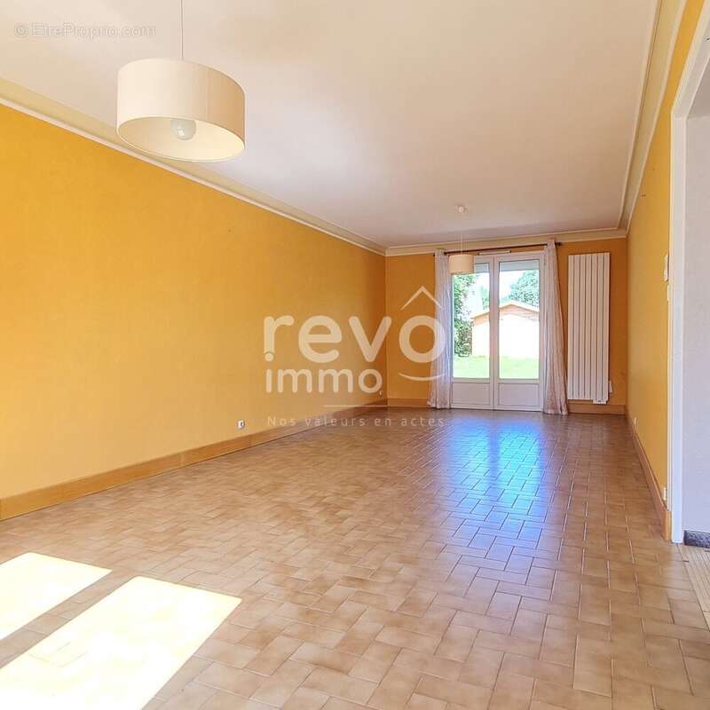 Maison à MAUVES-SUR-LOIRE