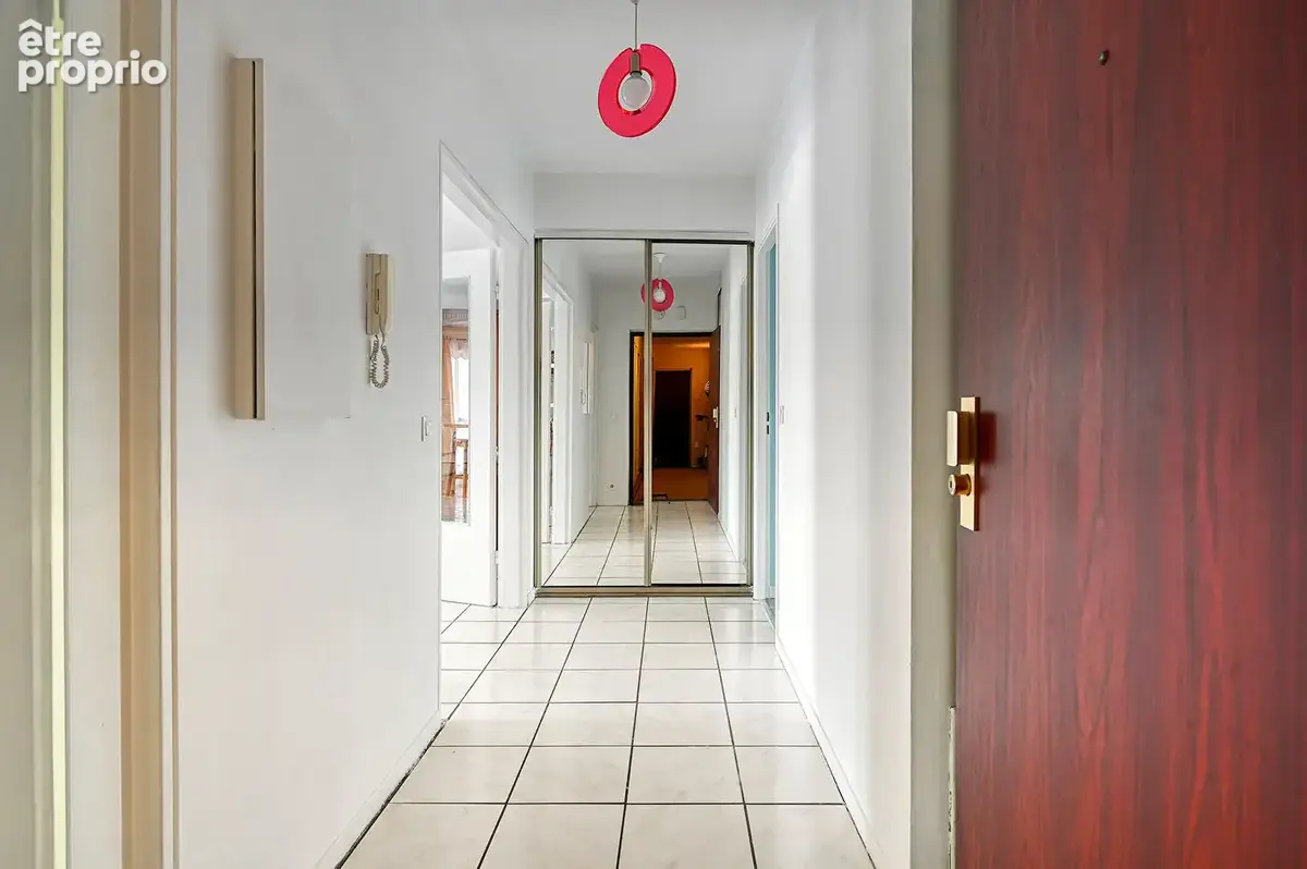 Appartement  5 pièce(s) - Le Chesnay - photo 2