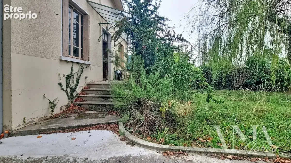 Beynost   maison à rénover   beau potentiel - photo 2