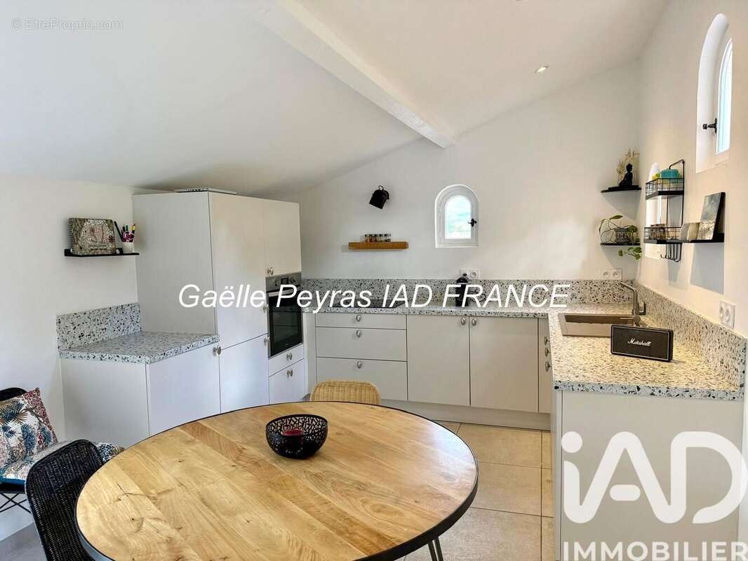 Photo 3 - Appartement à SIX-FOURS-LES-PLAGES