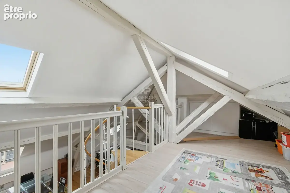 Appartement Saint Germain En Laye 6 pièces  - hyper centre - 120 m2 - photo 4
