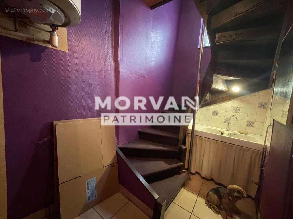 Château-Chinon – Maison de ville avec courette, PAC réversible et tout-à-l'égout - photo 5