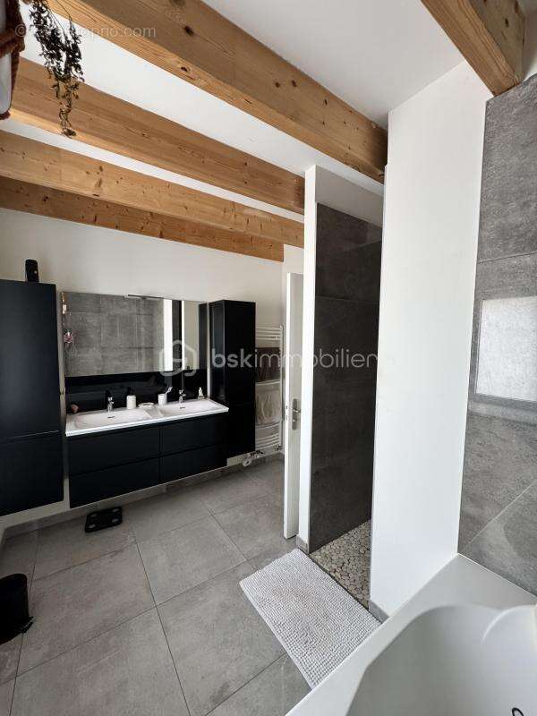 Maison contemporaine avec piscine - Havre de paix à la campagne - photo 9