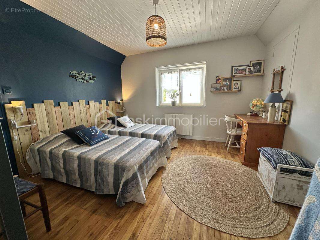 Maison 135 m² à Coray - photo 11