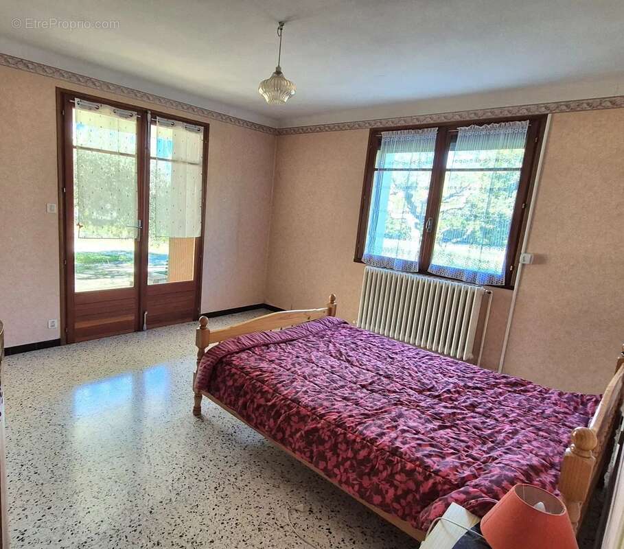 Maison à SAINT-PRIVAT-DES-VIEUX