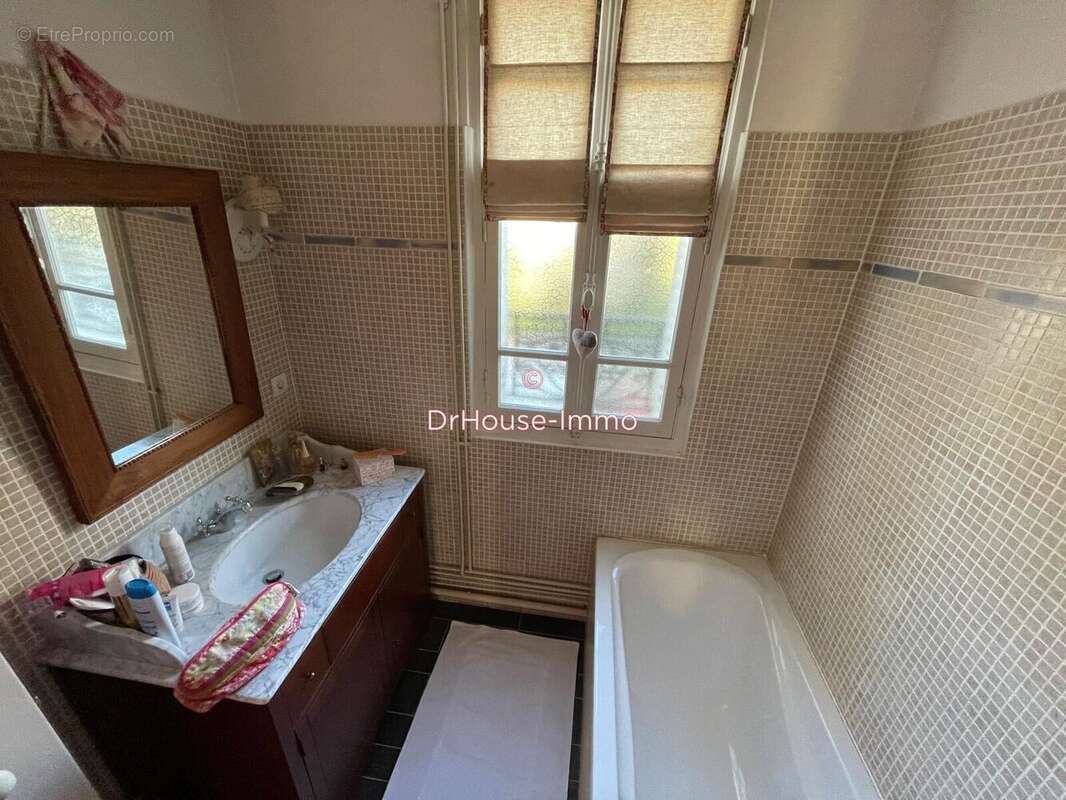 Maison à MANTES-LA-VILLE