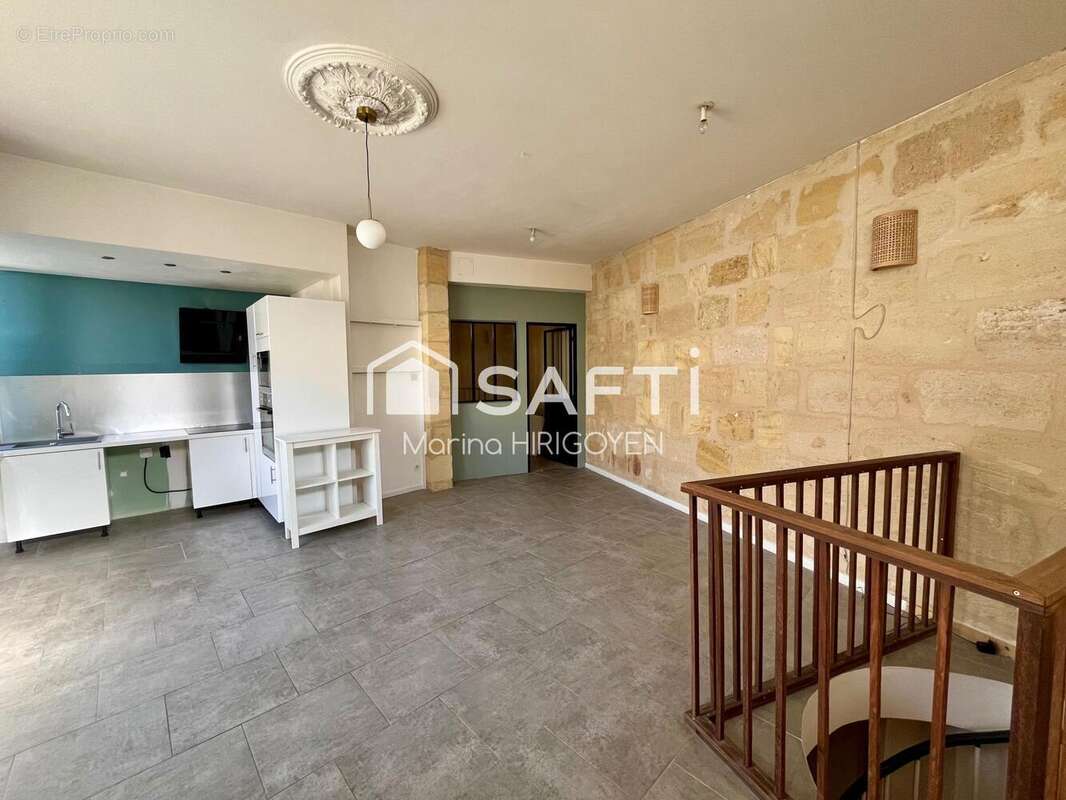 Photo 1 - Appartement à BORDEAUX